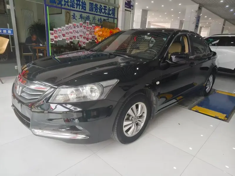 Honda Accord, 2011