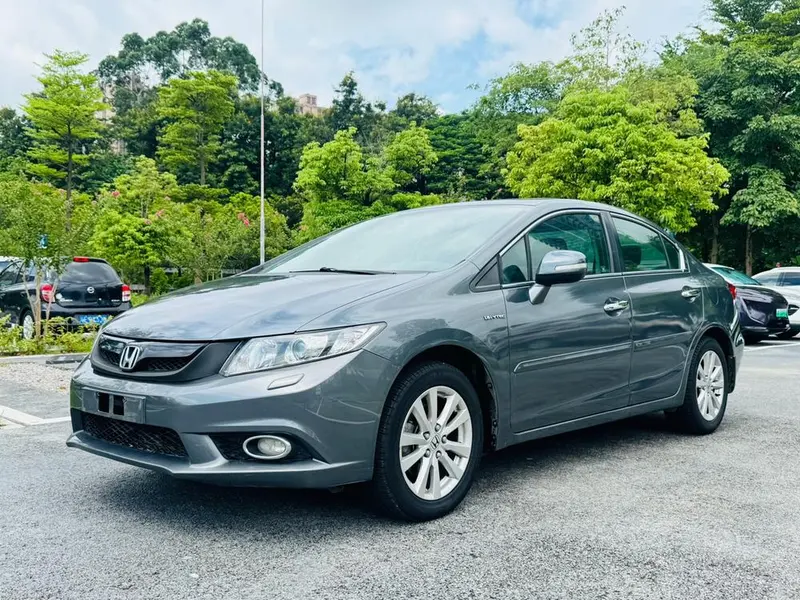 Honda Civic Anniversary 1.8L Auto Luxury Edition, 2013 — фото 1