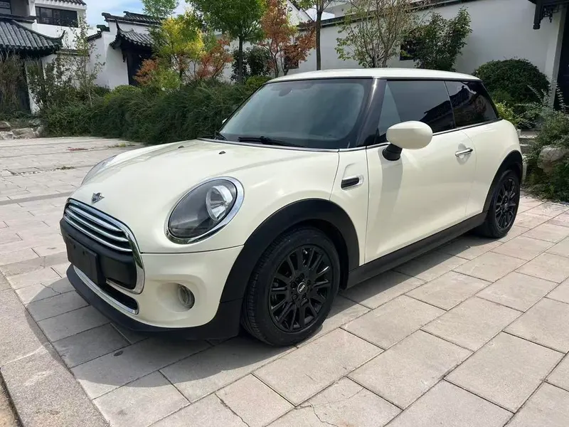 MINI MINI 1.5T ONE PLUS, 2018 — фото 1