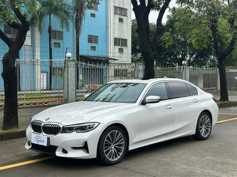 BMW 3-Series, 2020
