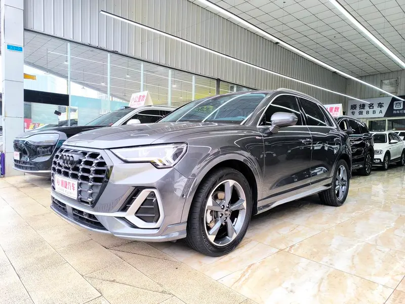 Audi Q3, 2023