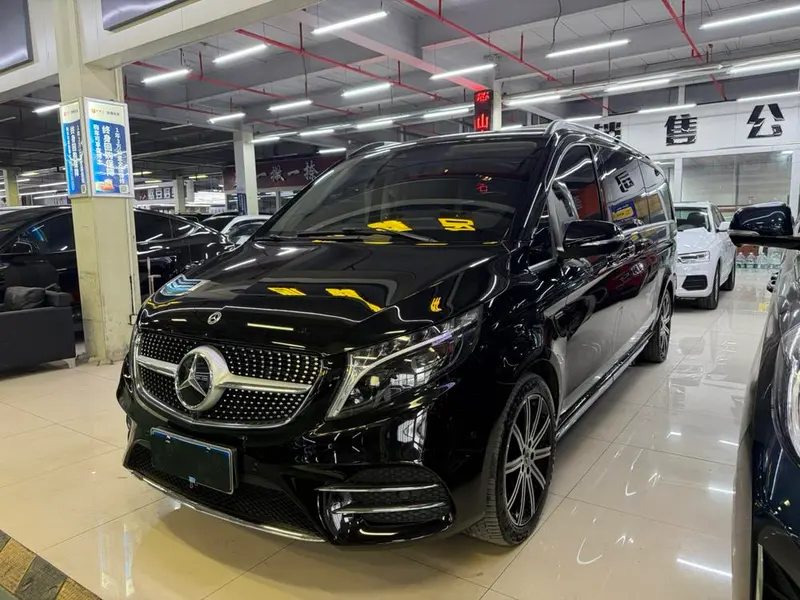Mercedes-Benz V-Class V 260 L LWB Luxury Edition, 2022 — фото 1