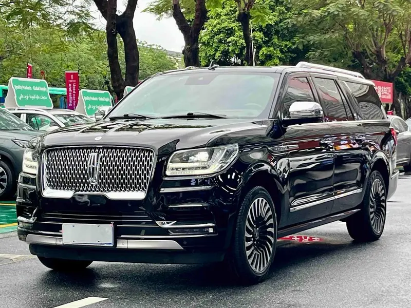 Lincoln Navigator 3.5T L LWB Edition, 2020 — фото 1