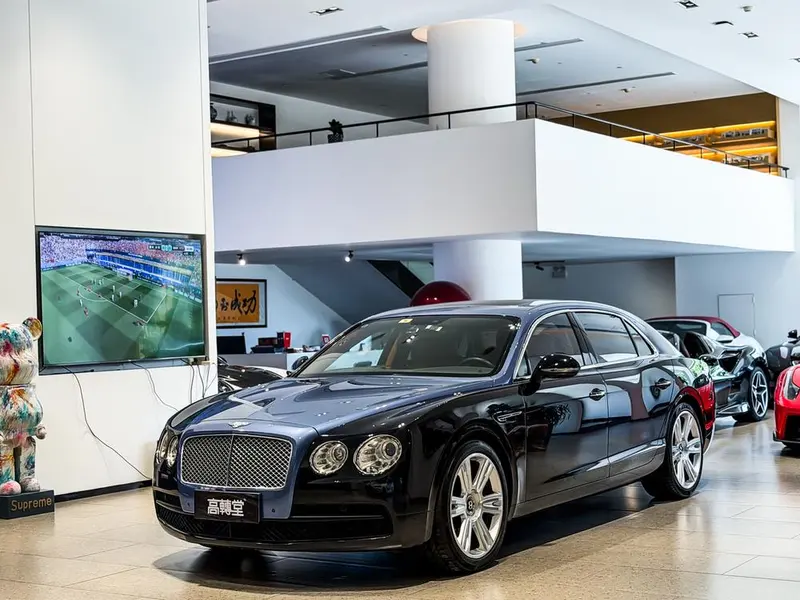 Bentley Flying Spur, 2014
