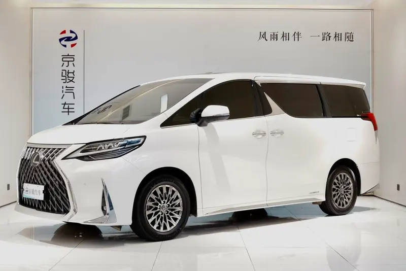 Lexus LM, 2020