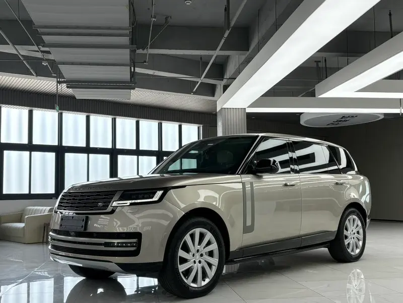 Land Rover Range Rover 3.0 L6 400PS Extended Edition, 2025 — фото 1