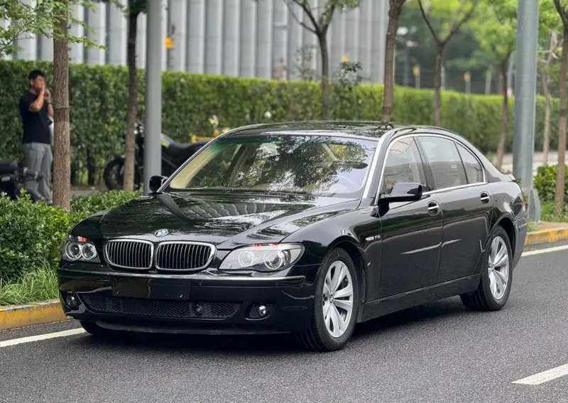 BMW 7-Series 760Li, 2005 — фото 1