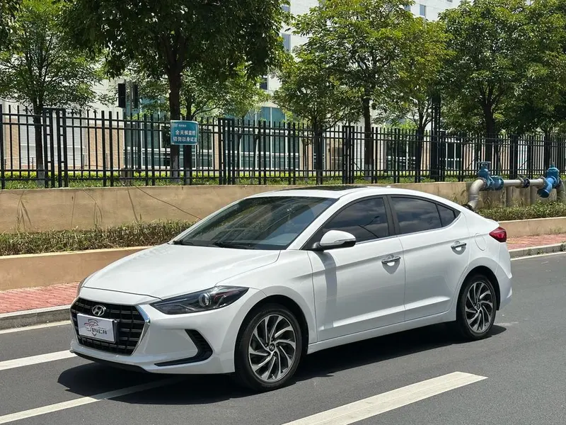 Hyundai Elantra Lingdong, 2019
