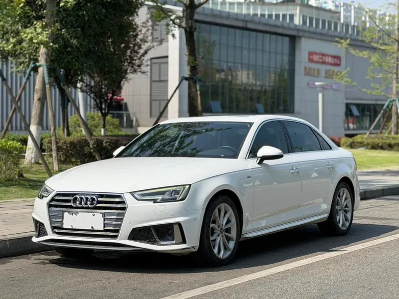 Audi A4L 40 TFSI Fashion Version CN6, 2019 — фото 1