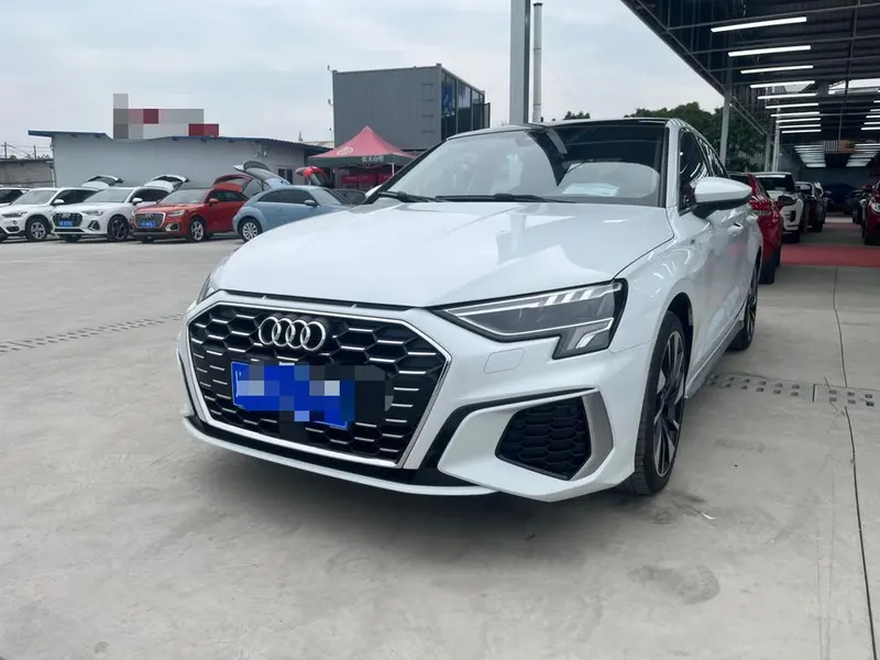 Audi A3 Sportback 35 TFSI Fashion Sport Version, 2024 — фото 1
