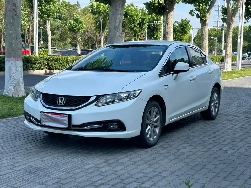 Honda Civic 1.8L Auto Classic Edition, 2014 — фото 1