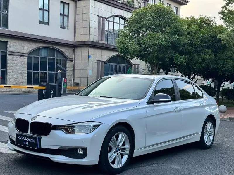 BMW 3-Series, 2017