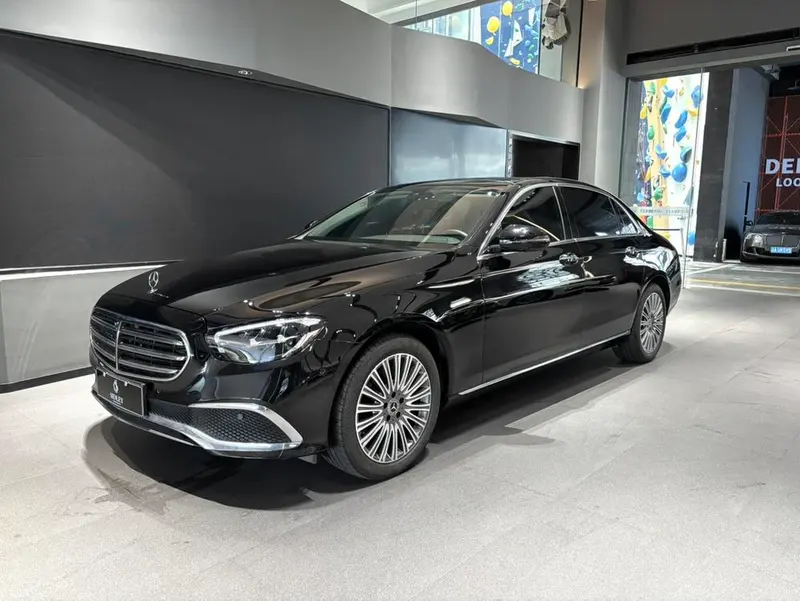 Mercedes-Benz E-Class, 2022