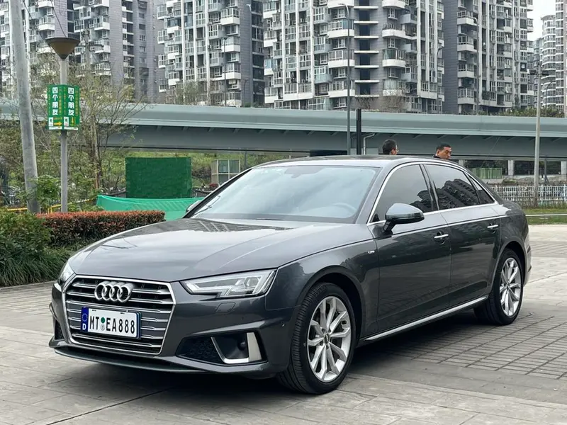 Audi A4L 40 TFSI Fashion Version CN6, 2019 — фото 1