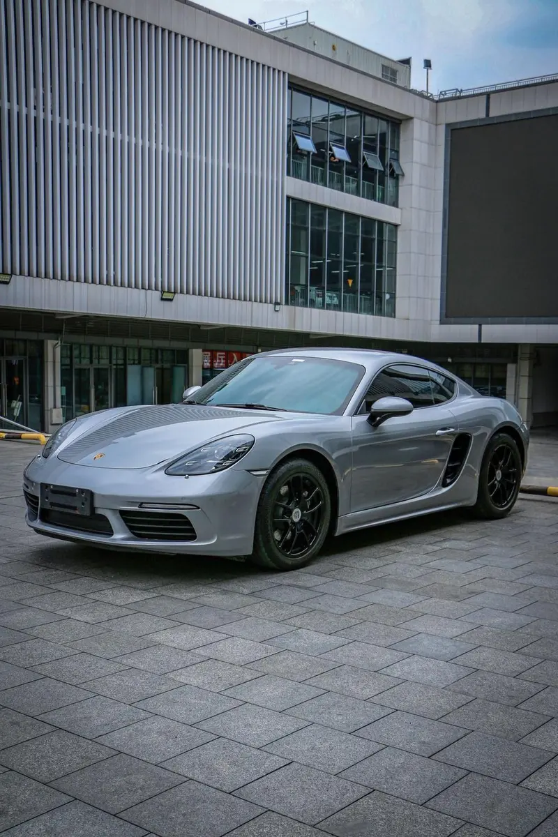 Porsche 718, 2018