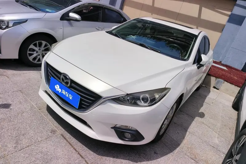 Mazda 3 Axela, 2014