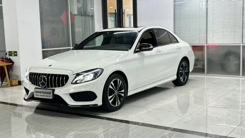 Mercedes-Benz C-Class, 2018
