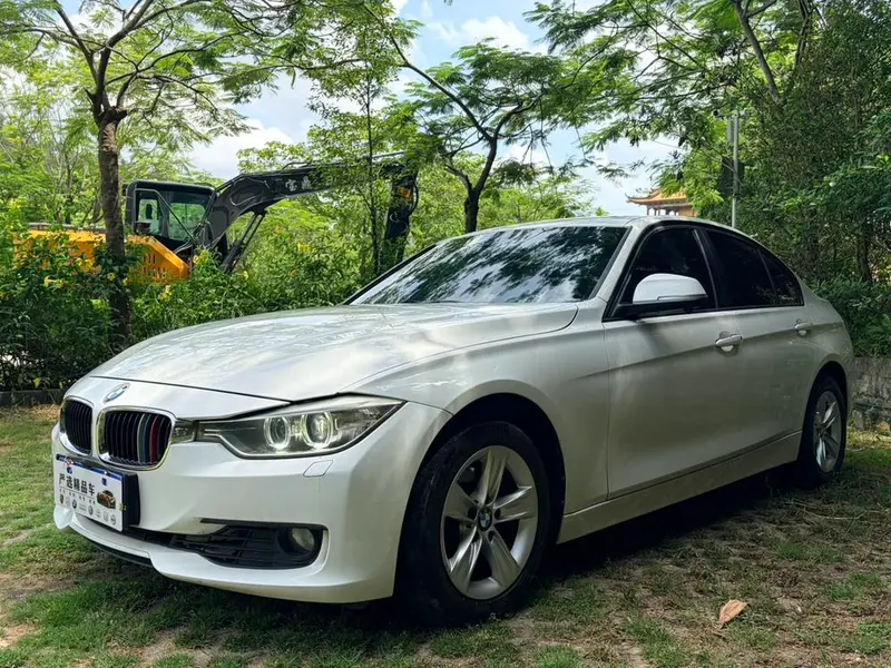 BMW 3-Series, 2013