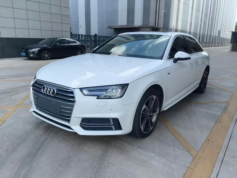 Audi A4L 30 Version 40 TFSI Fashion Version, 2018 — фото 1