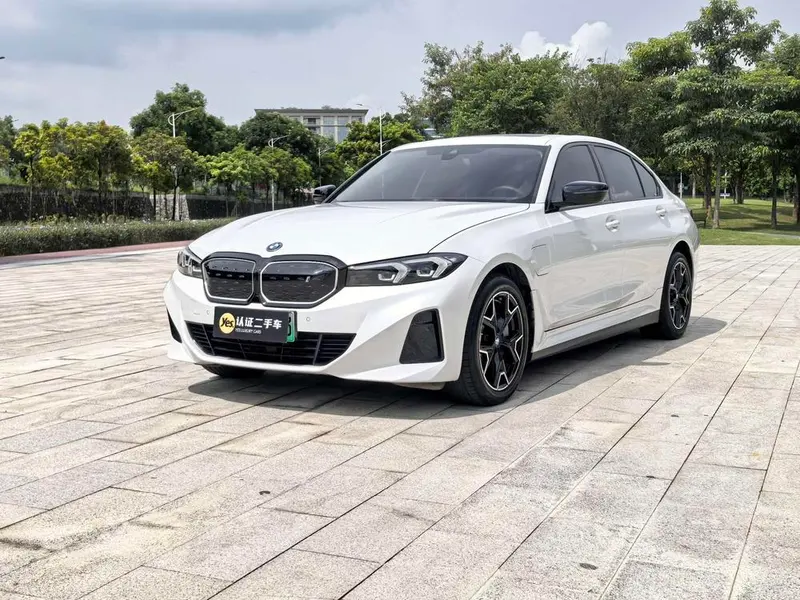 BMW i3, 2023