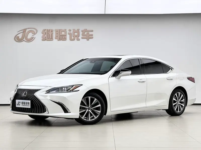 Lexus ES 200 Edition CN6, 2020 — фото 1