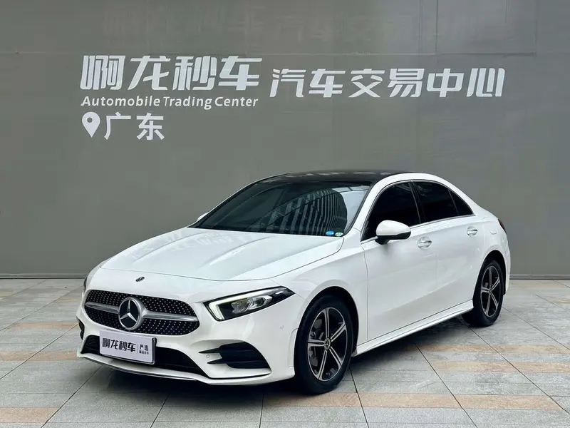 Mercedes-Benz A-Class Facelift A 200 L Sport Fashion Edition, 2022 — фото 1