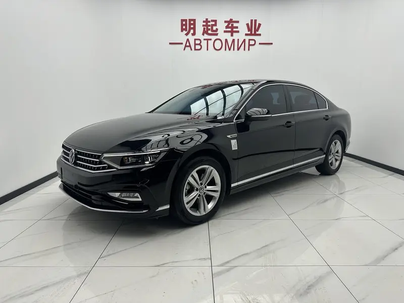Volkswagen Magotan 200 Anniversary Edition 280TSI DSG Comfort Version, 2023 — фото 1