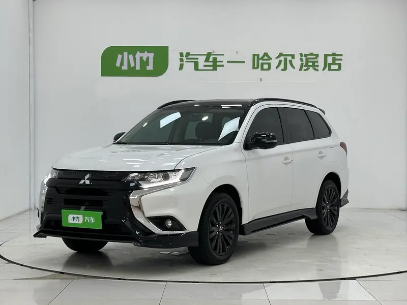 Mitsubishi Outlander, 2021