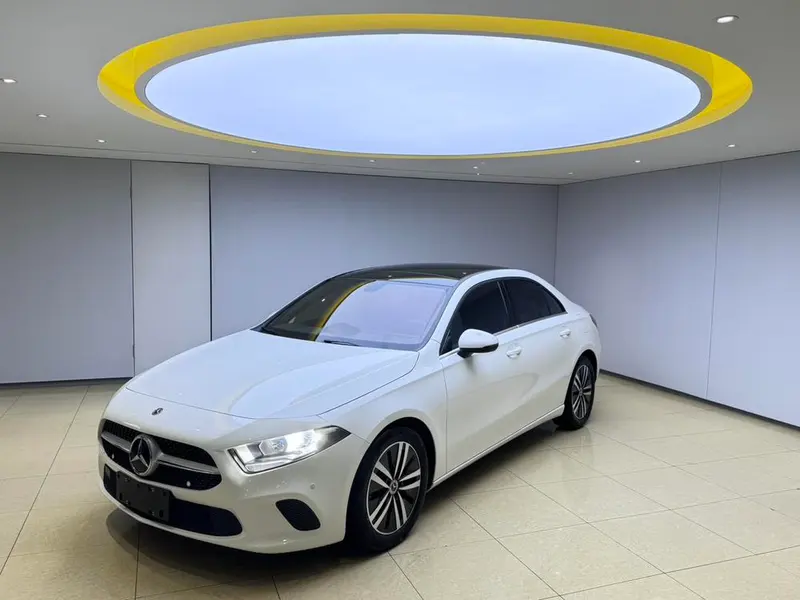 Mercedes-Benz A-Class A 180 L Sport, 2022 — фото 1