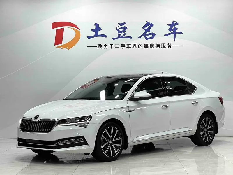 Skoda Superb TSI280 DSG Prestige Edition, 2022 — фото 1