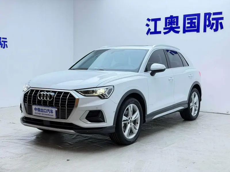 Audi Q3, 2023