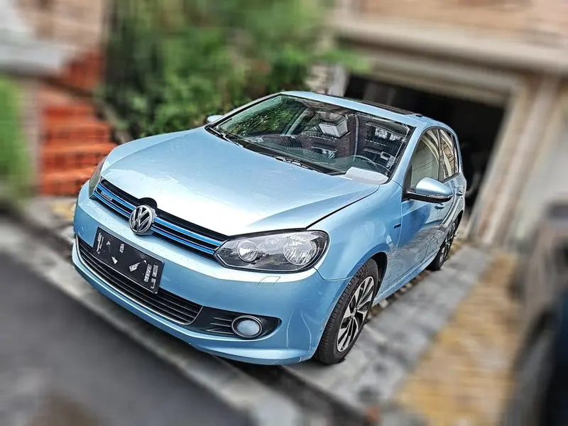 Volkswagen Golf 1.4TSI Blue Edition, 2012 — фото 1