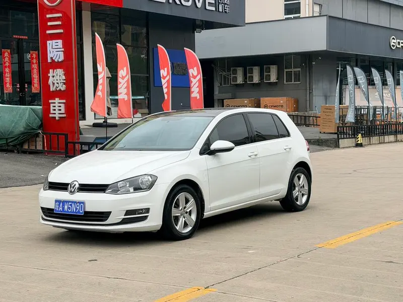 Volkswagen Golf 1.4TSI Auto Comfort Version, 2015 — фото 1