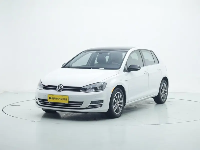Volkswagen Golf 230TSI Auto Luxury Anniversary Edition, 2017 — фото 1