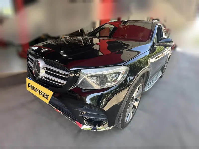 Mercedes-Benz GLC GLC 300 4MATIC Luxury Version, 2017 — фото 1