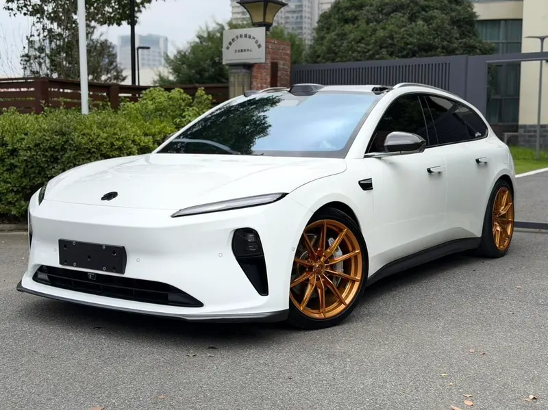 NIO ET5T 75kWh, 2023 — фото 1