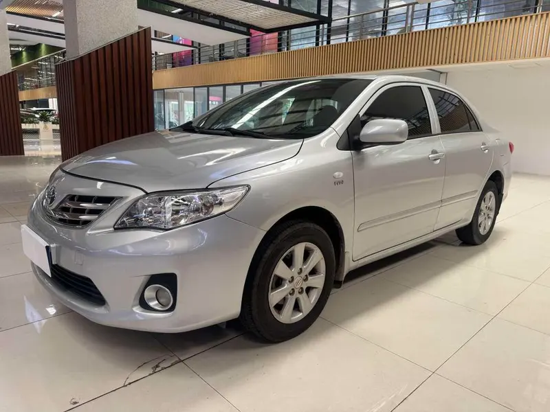 Toyota Corolla Edition 1.6L Auto Stylish Cool Version GL, 2013 — фото 1