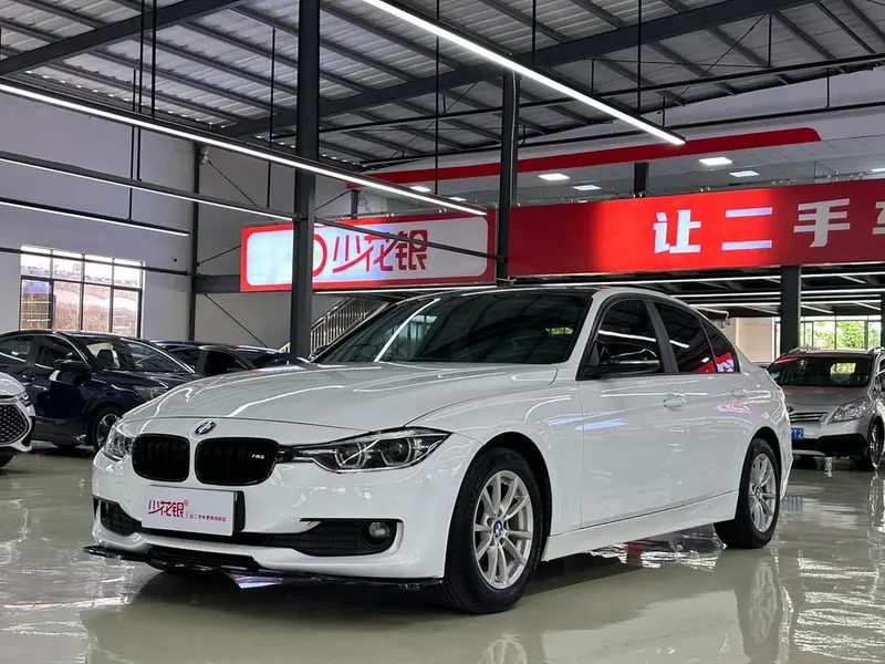 BMW 3-Series, 2015