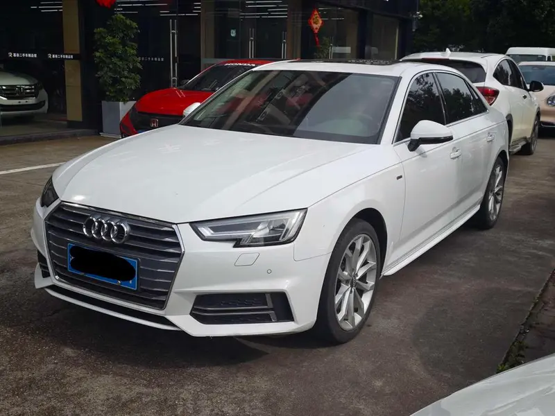 Audi A4L 30 Version 40 TFSI Fashion Version, 2018 — фото 1