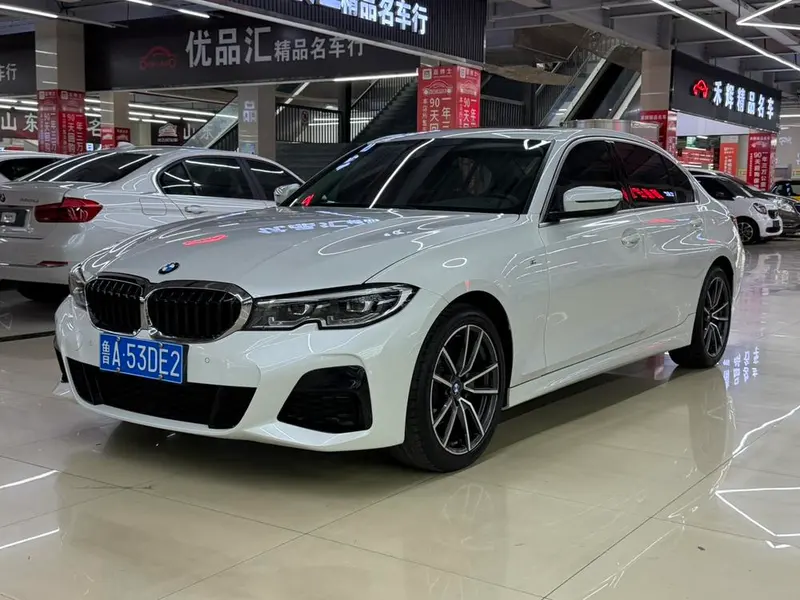 BMW 3-Series, 2021