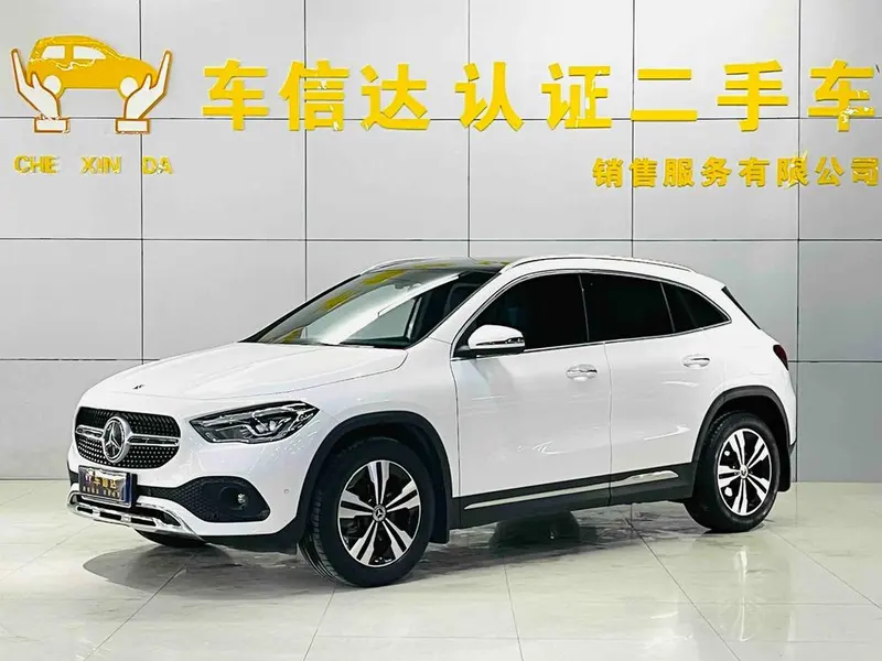 Mercedes-Benz GLA GLA 200, 2020 — фото 1