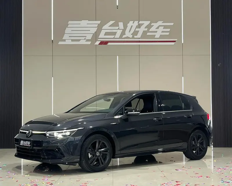 Volkswagen Golf Facelift 280TSI DSG R-Line Lite, 2023 — фото 1