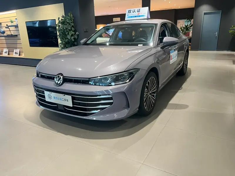 Volkswagen Passat, 2025