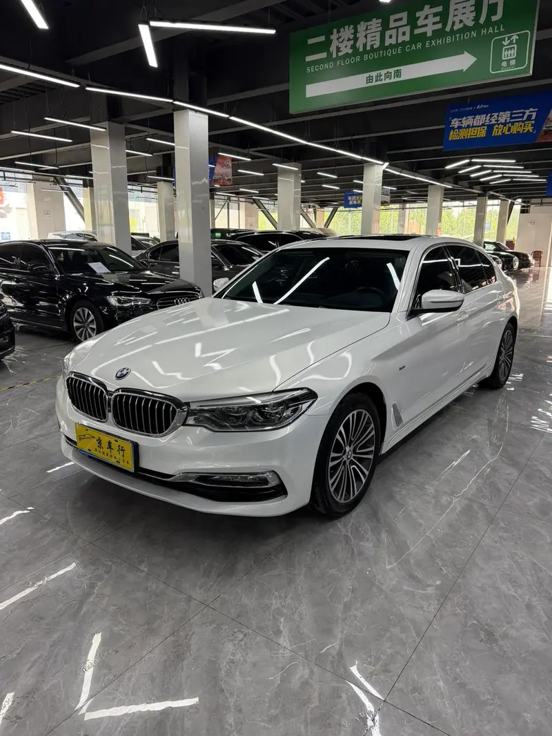 BMW 5-Series, 2018
