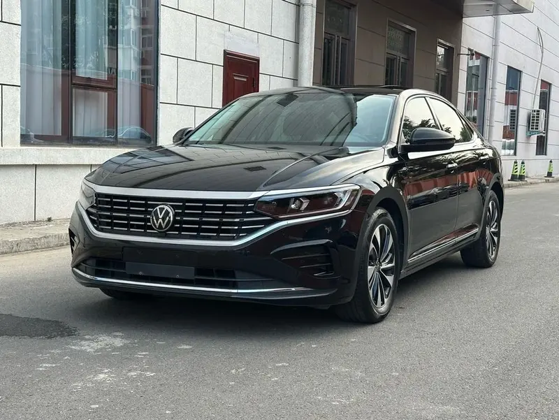 Volkswagen Passat, 2023