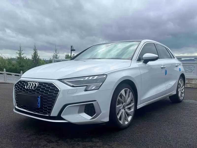 Audi A3 Sportback 35 TFSI Luxury Elite Version, 2021 — фото 1