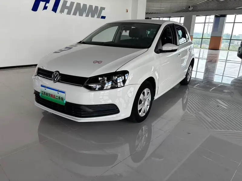 Volkswagen Polo 1.4L Auto Style Version, 2016 — фото 1