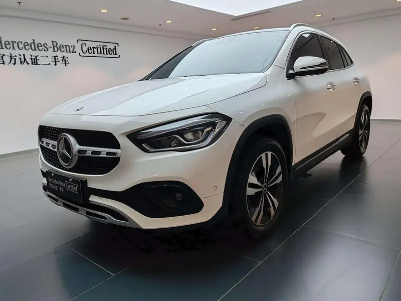 Mercedes-Benz GLA GLA 220, 2023 — фото 1