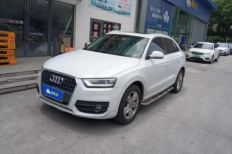 Audi Q3, 2015