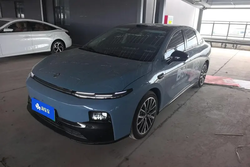 Leapmotor B01, 2025